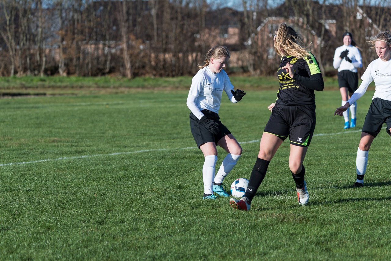 Bild 226 - B-Juniorinnen MSG Steinhorst Krummesse - SV Frisia 03 Risum Lindholm : Ergebnis: 0:5